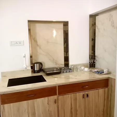 Mel Ville Pondicherry Room photo